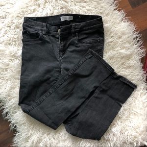 Loft black skinny crop size 25 jeans